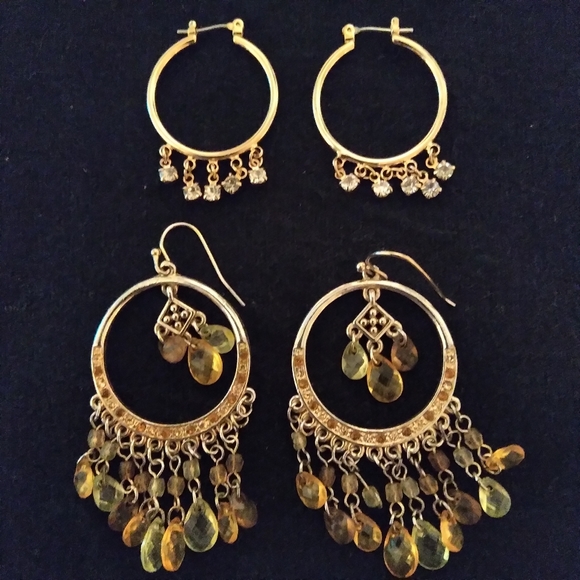 Jewelry - Dangle earrings